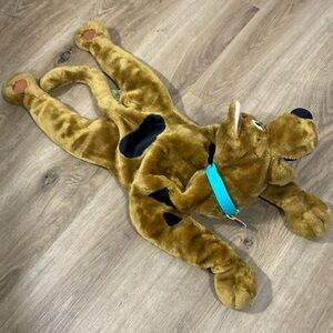Scooby Doo Vintage Brown Plush Stuffed Animal lying flat